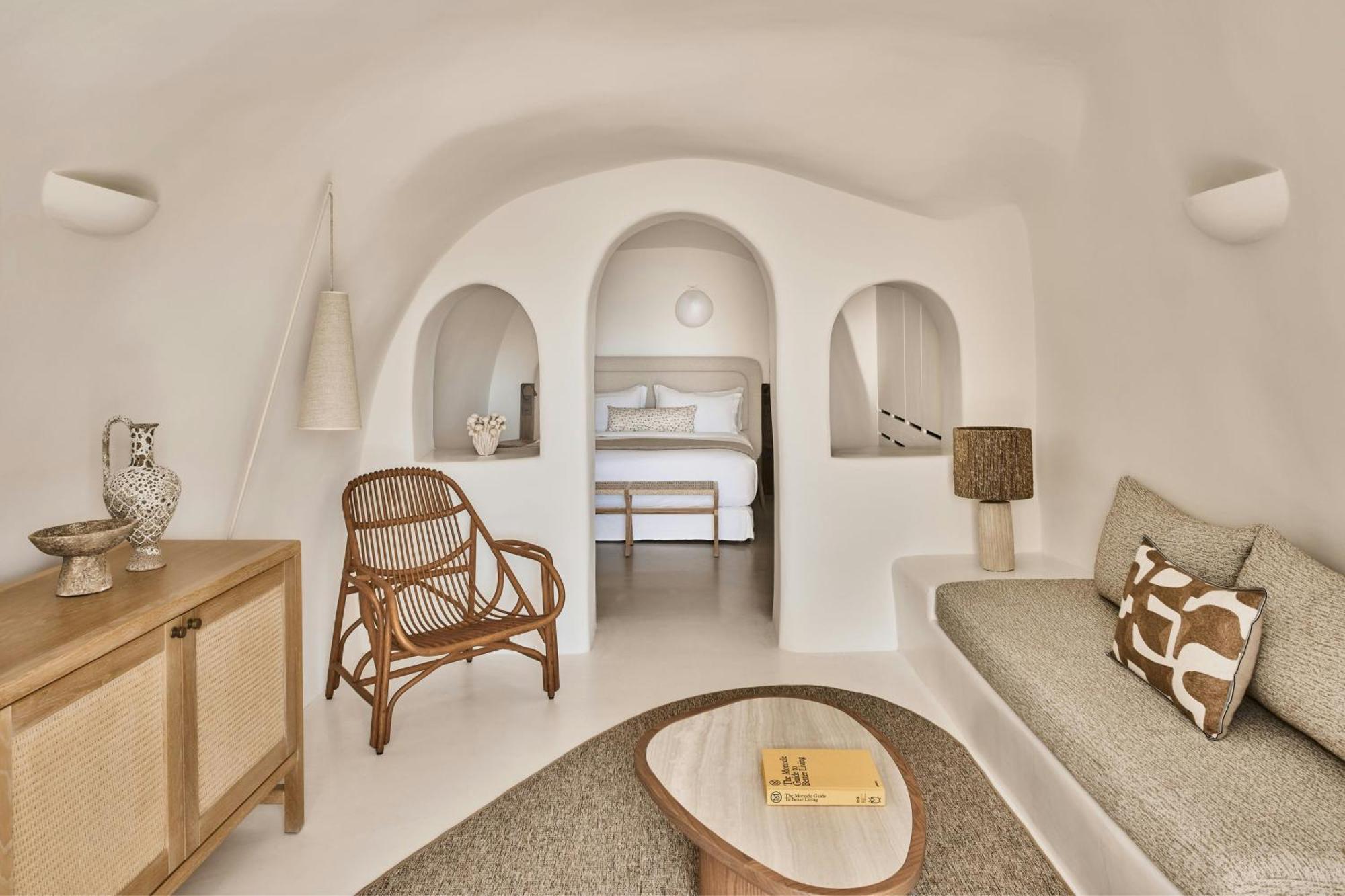 Mystique, A Luxury Collection Hotel, Santorini (adults Only) 5*