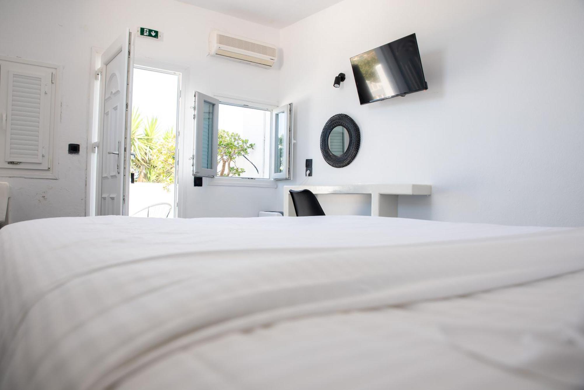 Aparthotel White Cave Oia (Santorini)