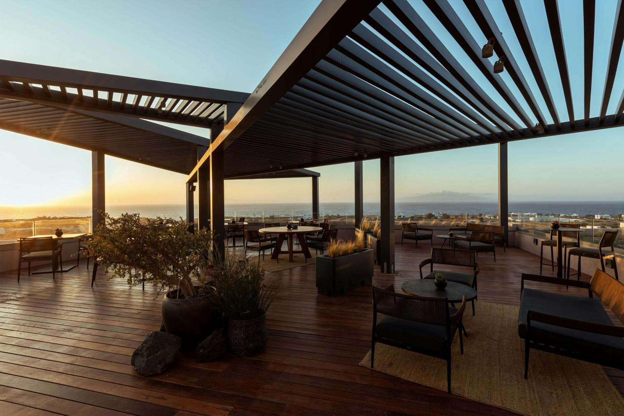 Domes Novos Santorini, Autograph Collection Hotel