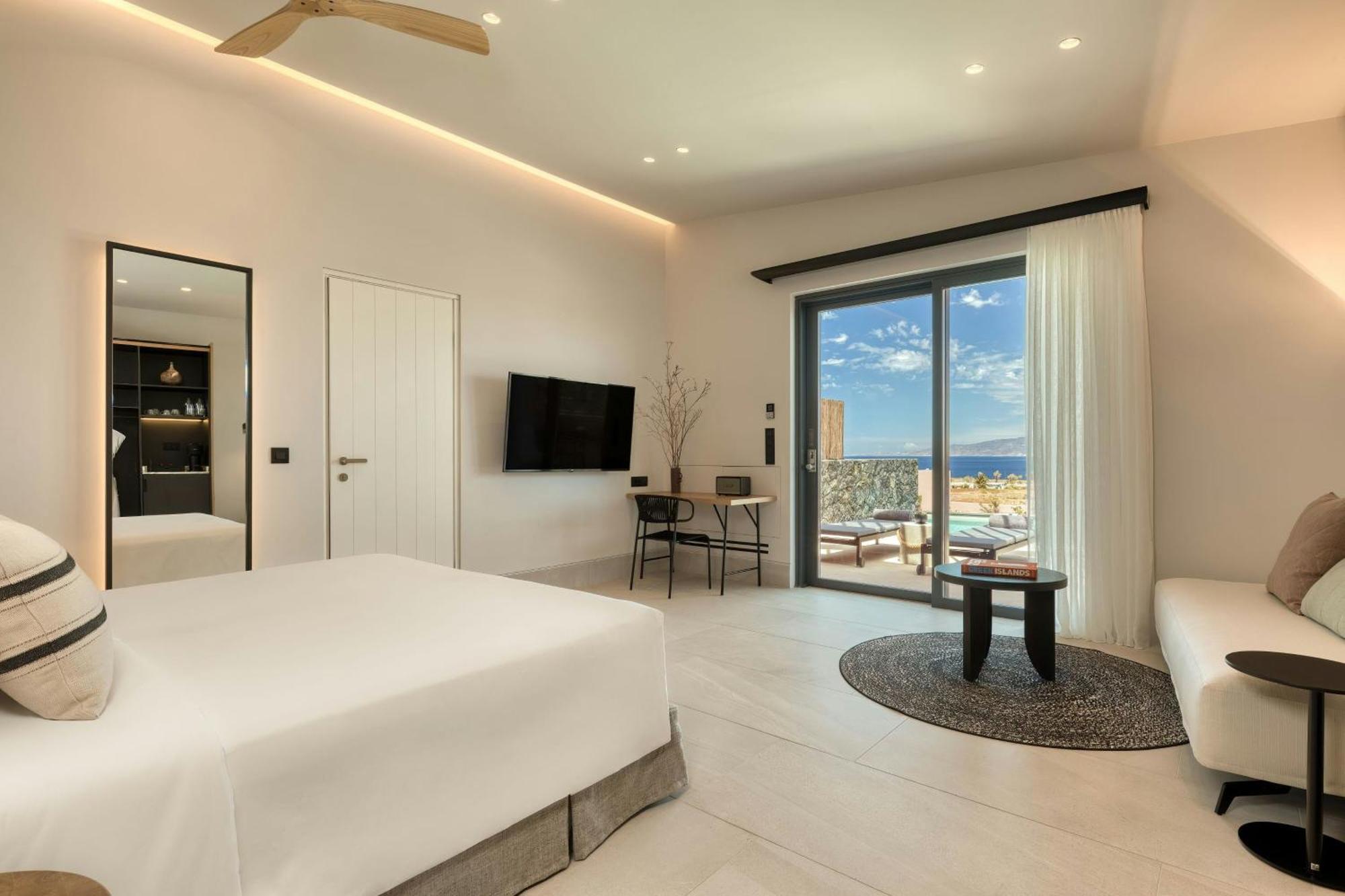 Hotel Domes Novos Santorini, Autograph Collection