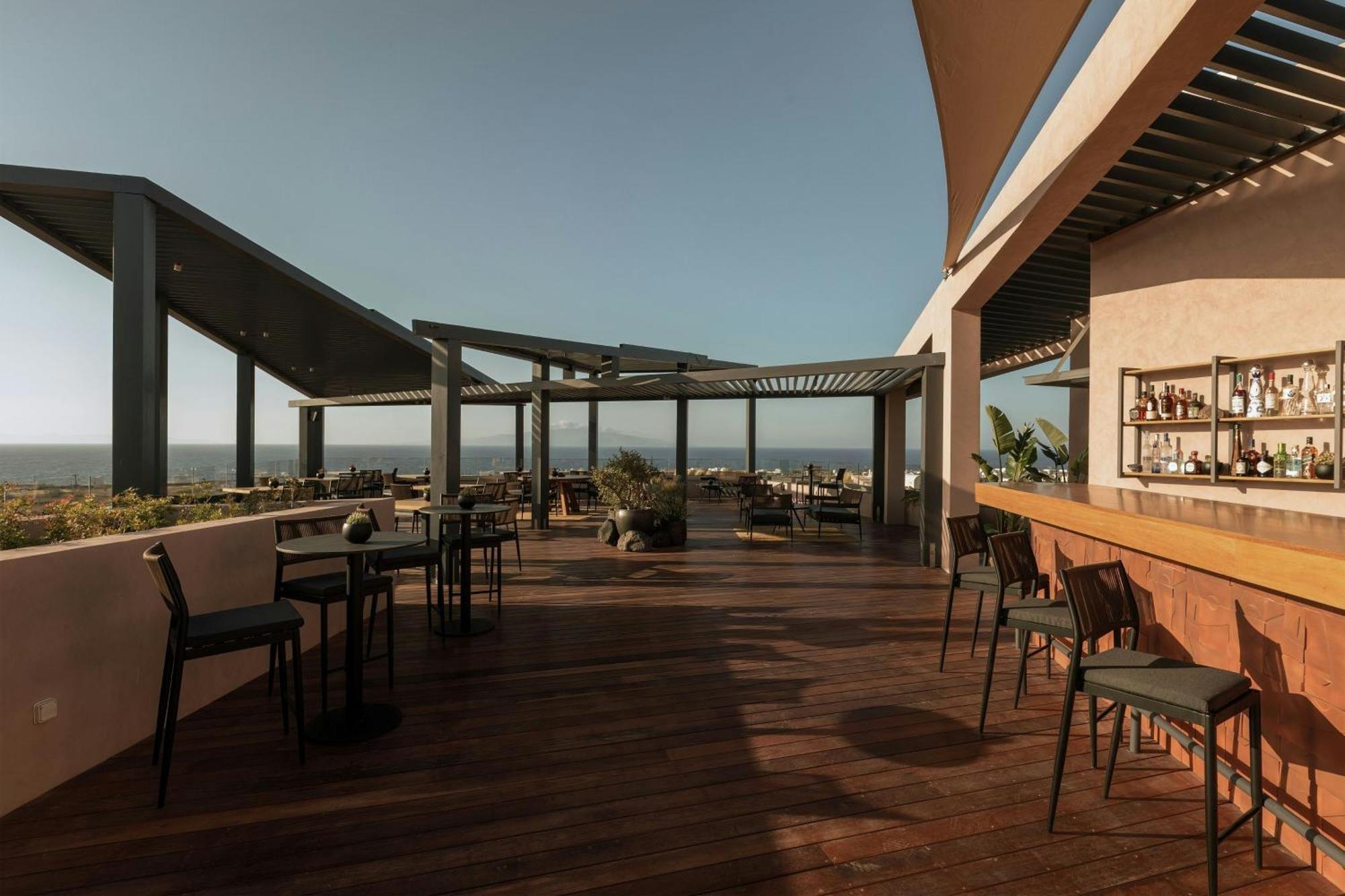 Domes Novos Santorini, Autograph Collection Hotel