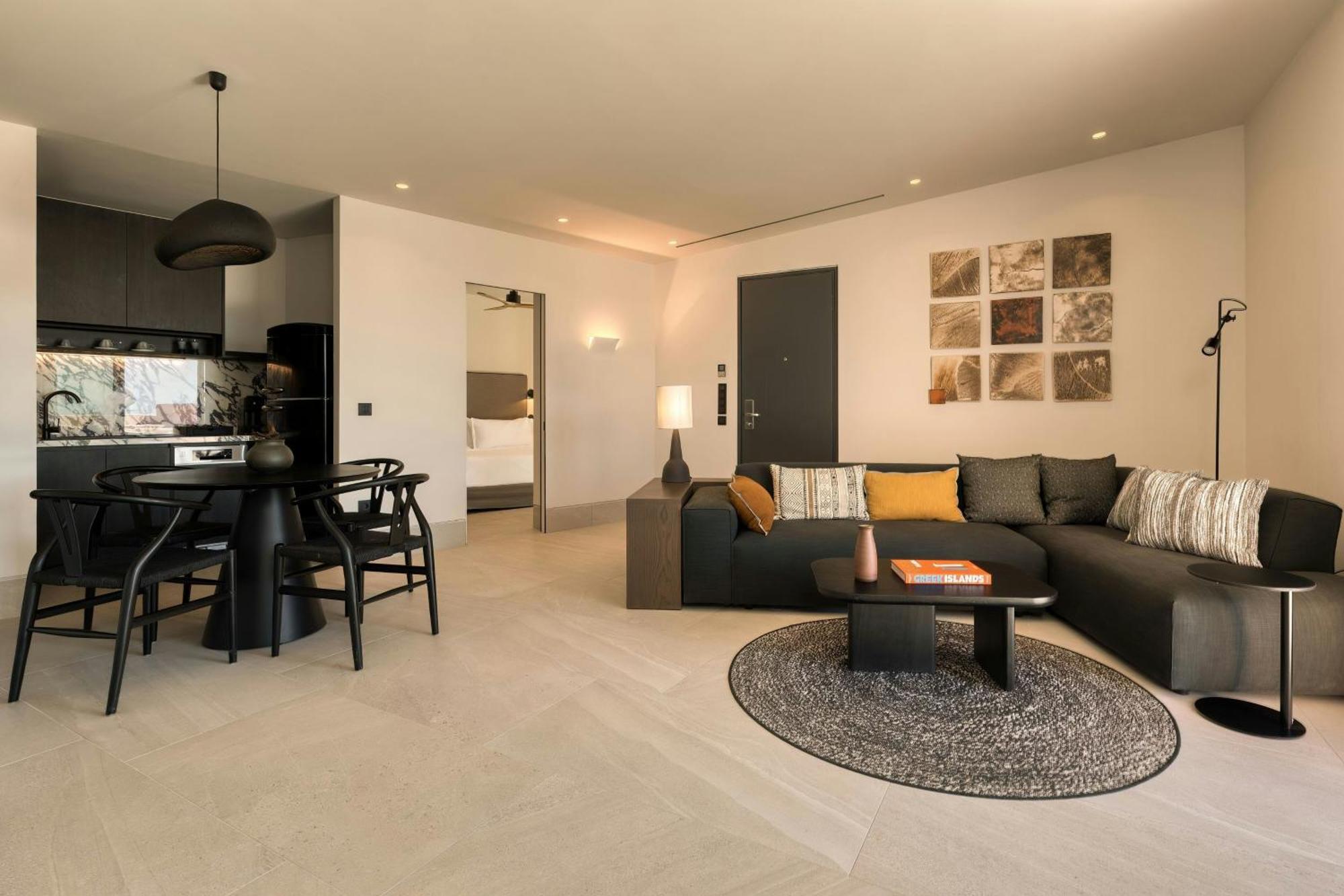Domes Novos Santorini, Autograph Collection Hotel 5*