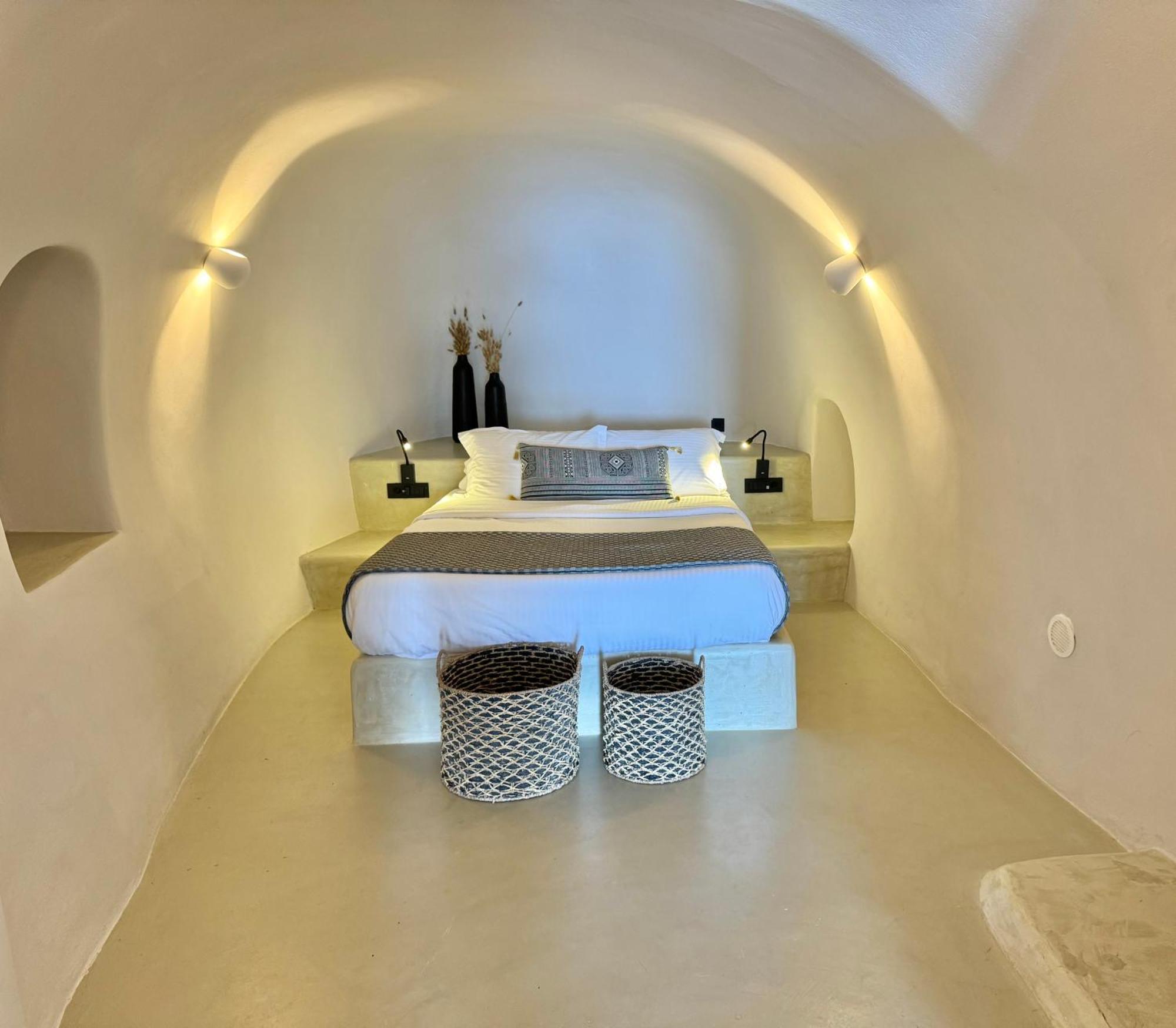 Santoroia Luxury By Caldera * Oia (Santorini)