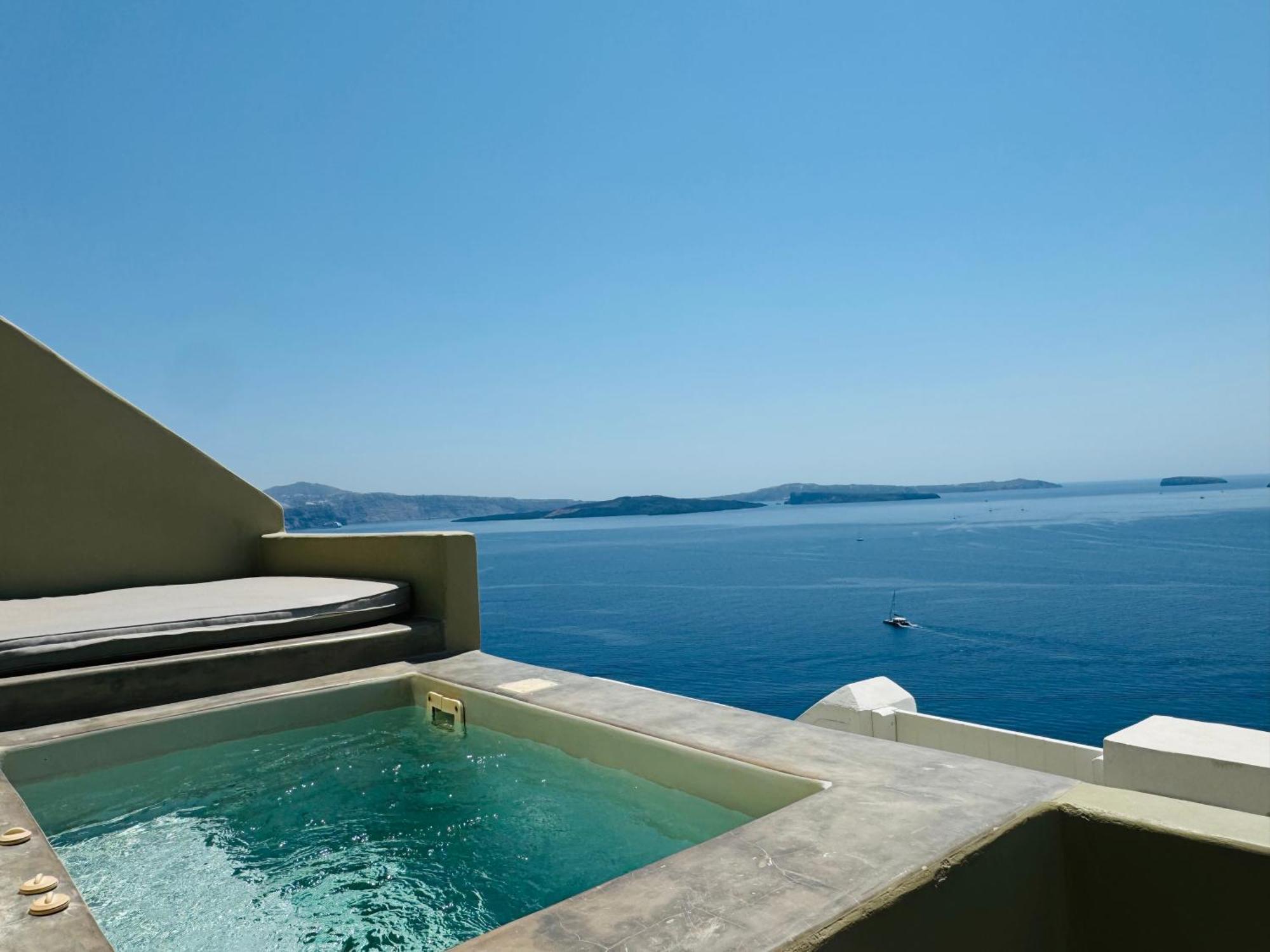 Santoroia Luxury By Caldera * Oia (Santorini)