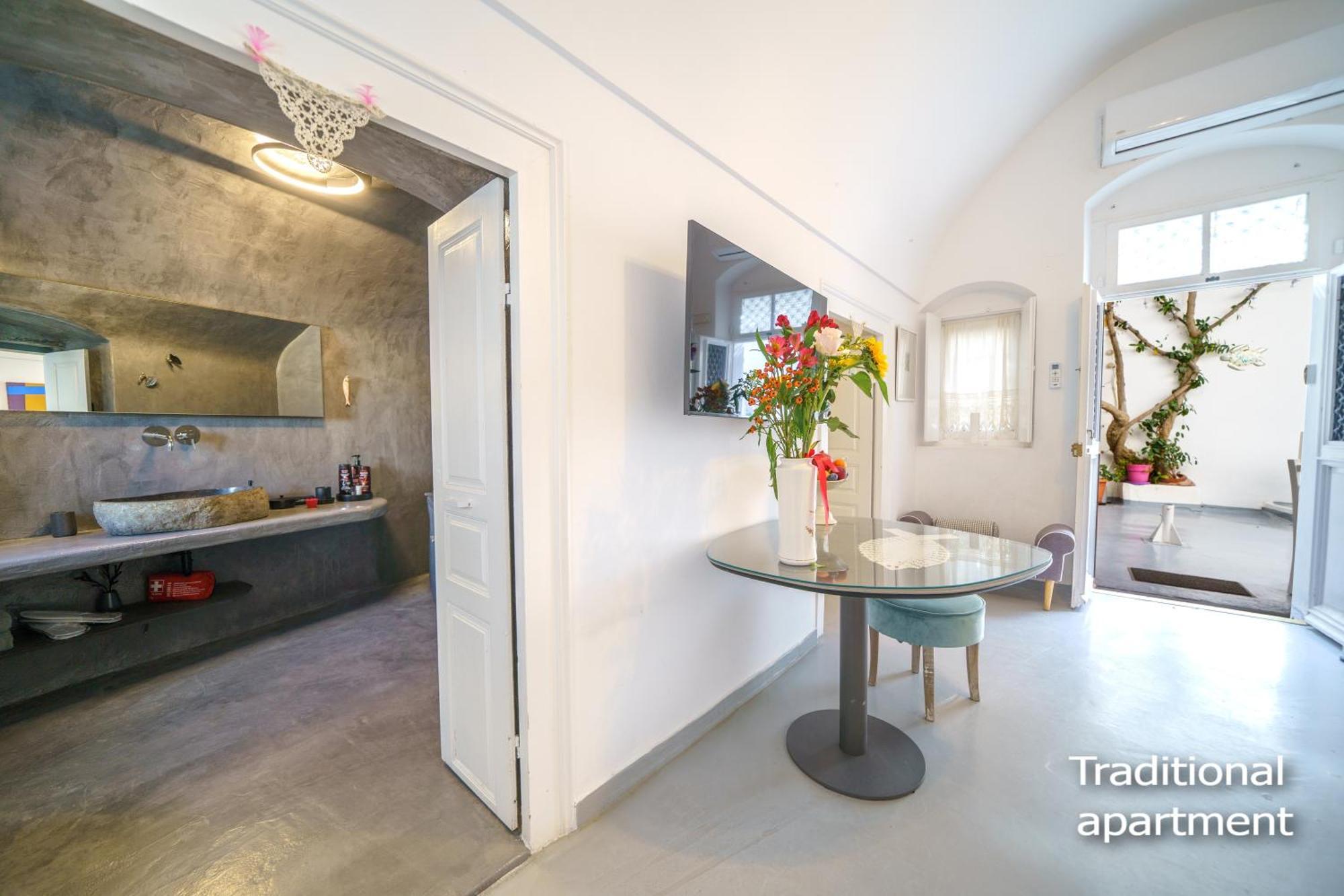 Santorini Paradise Cave Apartment