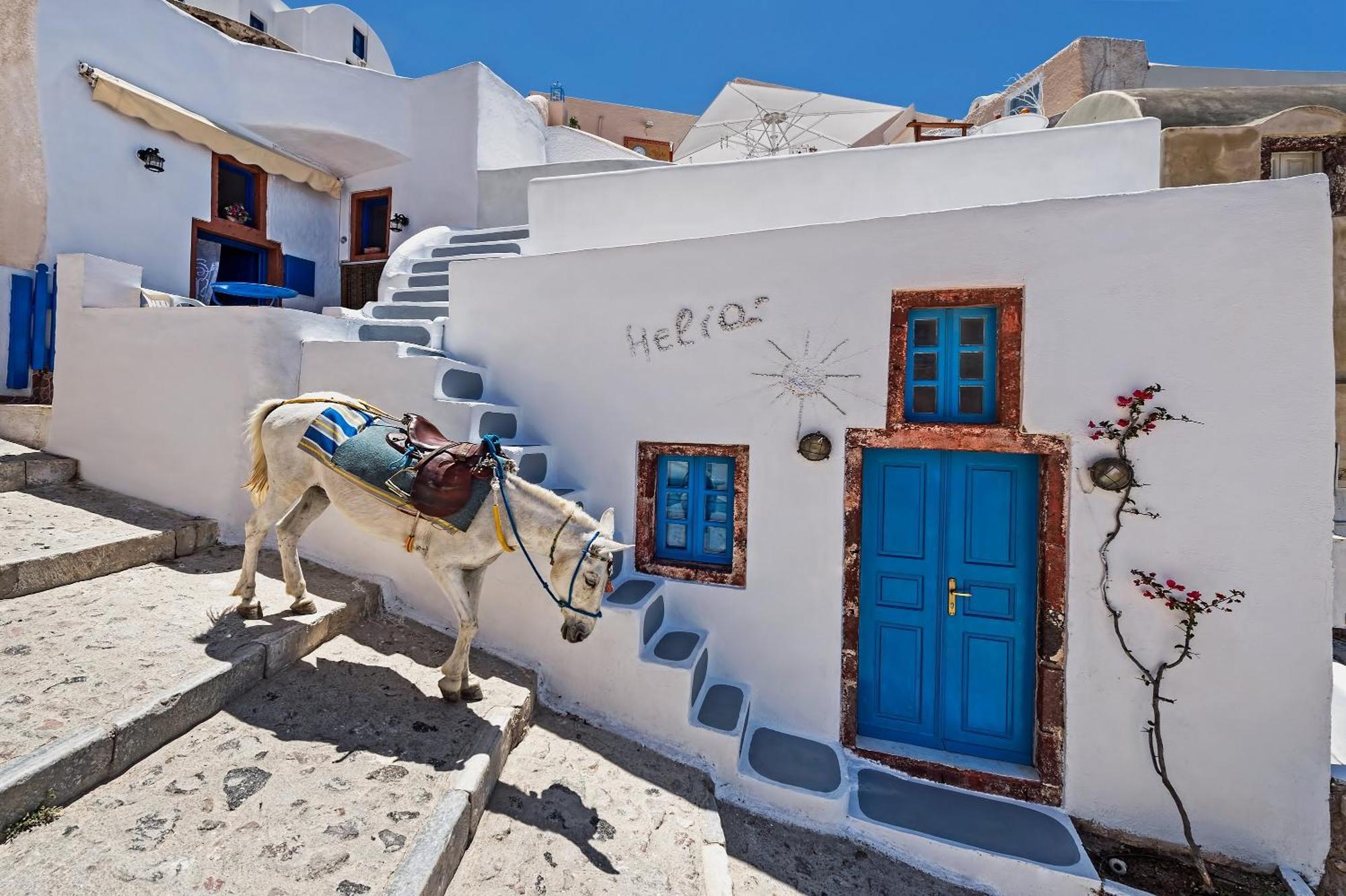 Santorini Paradise Cave *