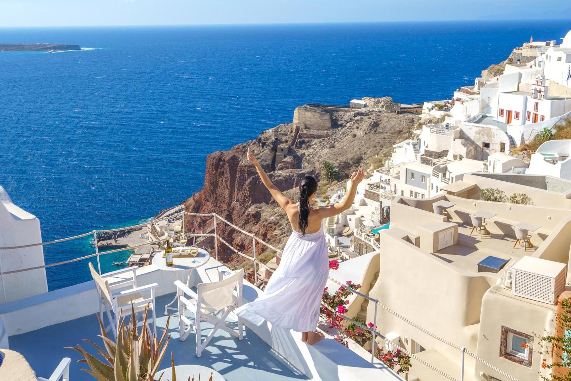 Santorini Paradise Cave