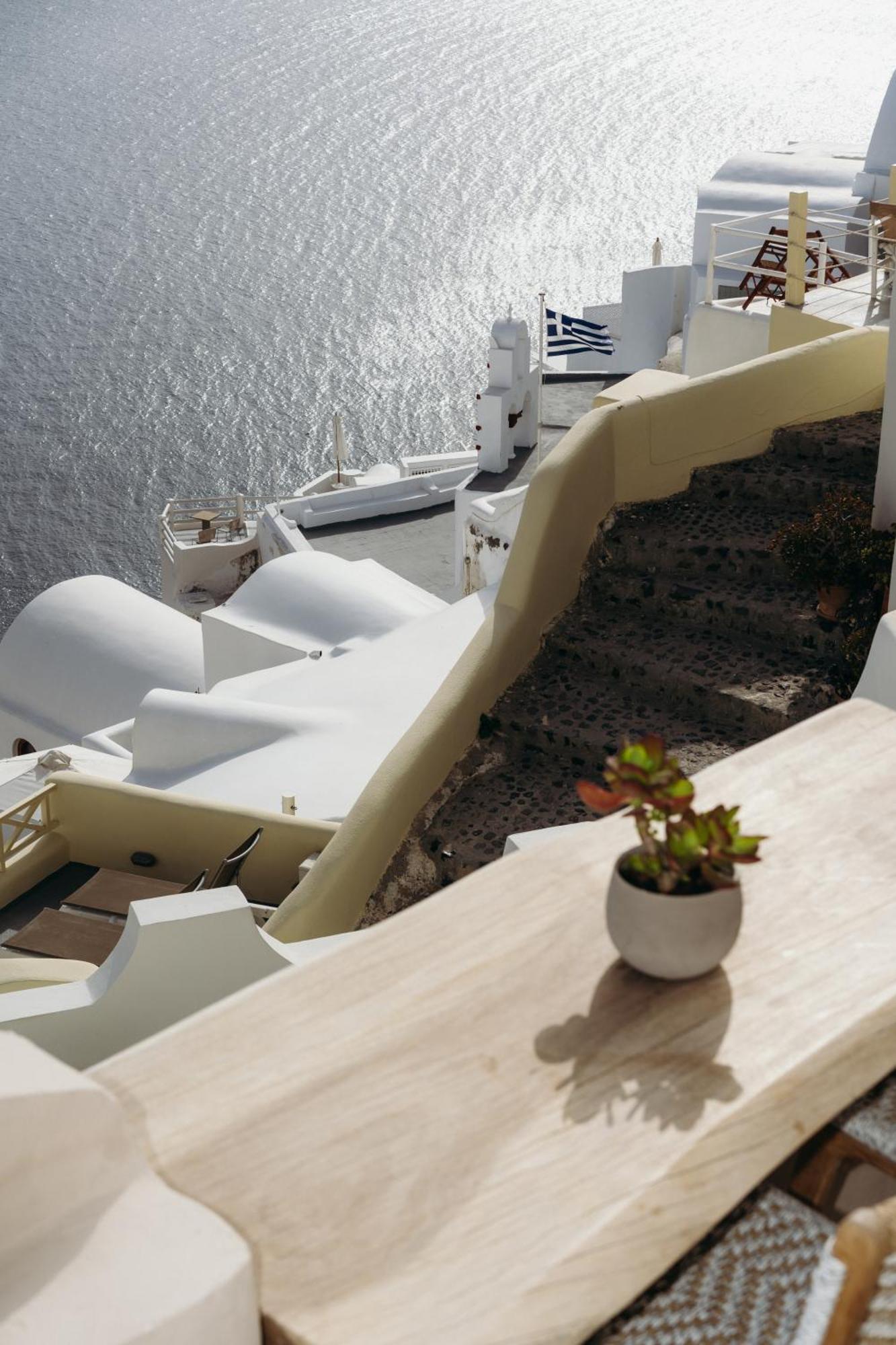 Nano Oia (Santorini)