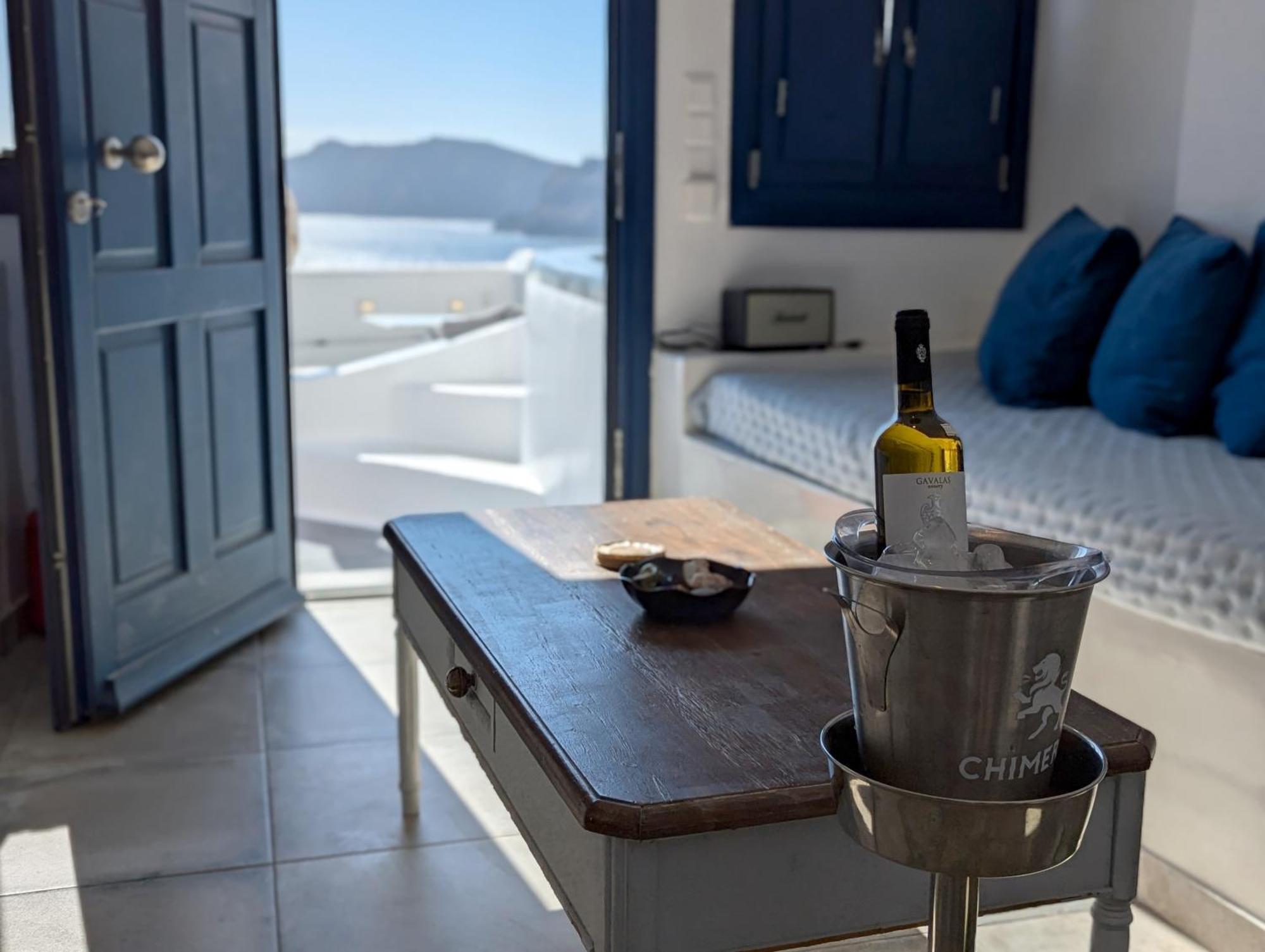 Villa Oia's Secret *
