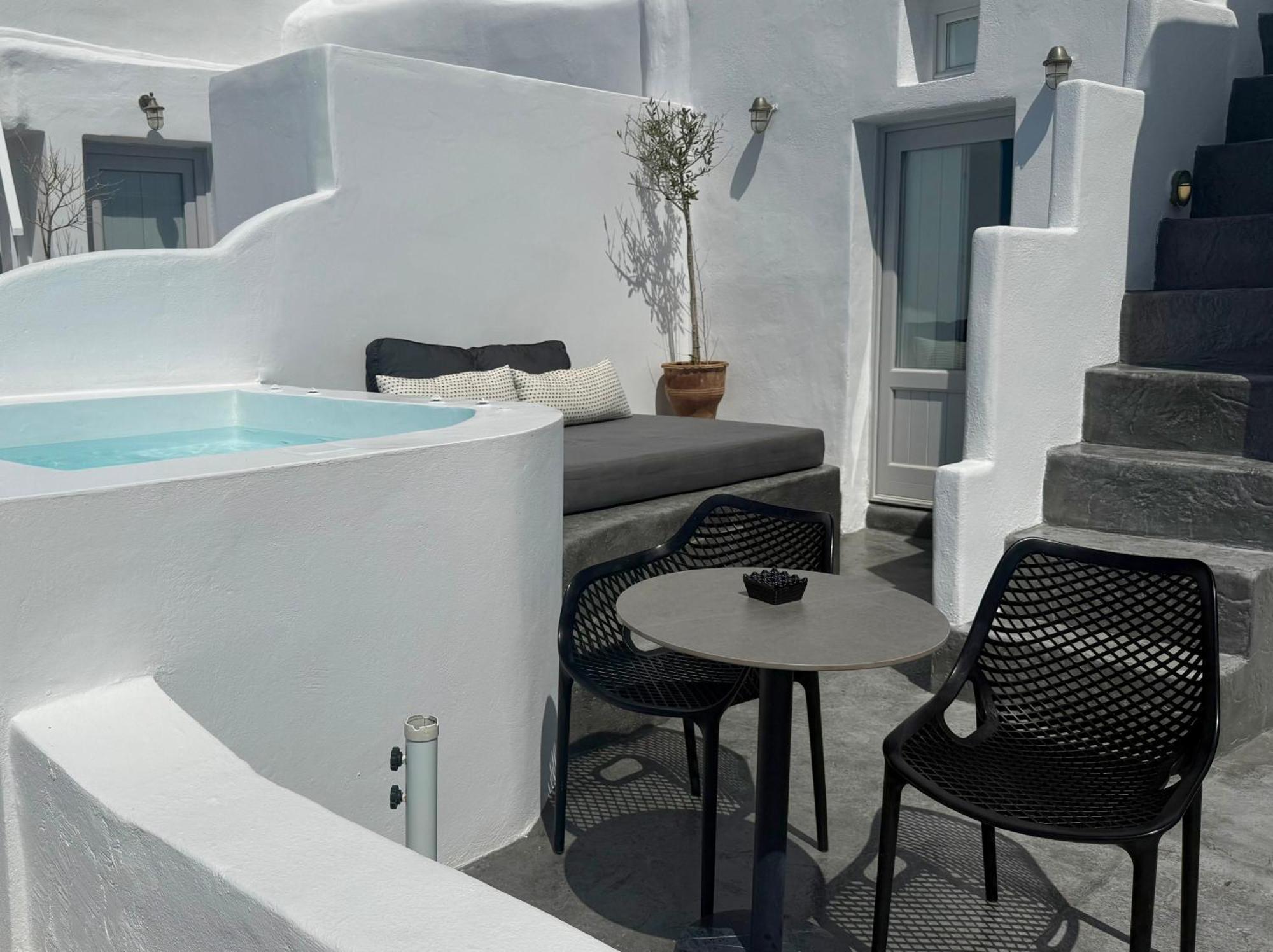 White Pearl Villa *