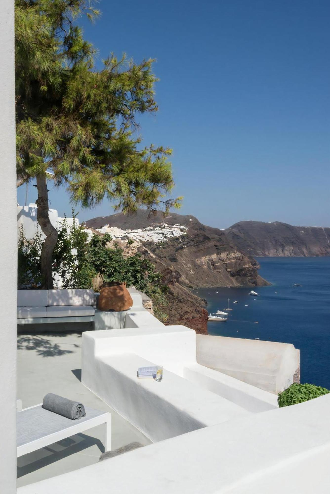 Pina Caldera Residence Oia Santorini