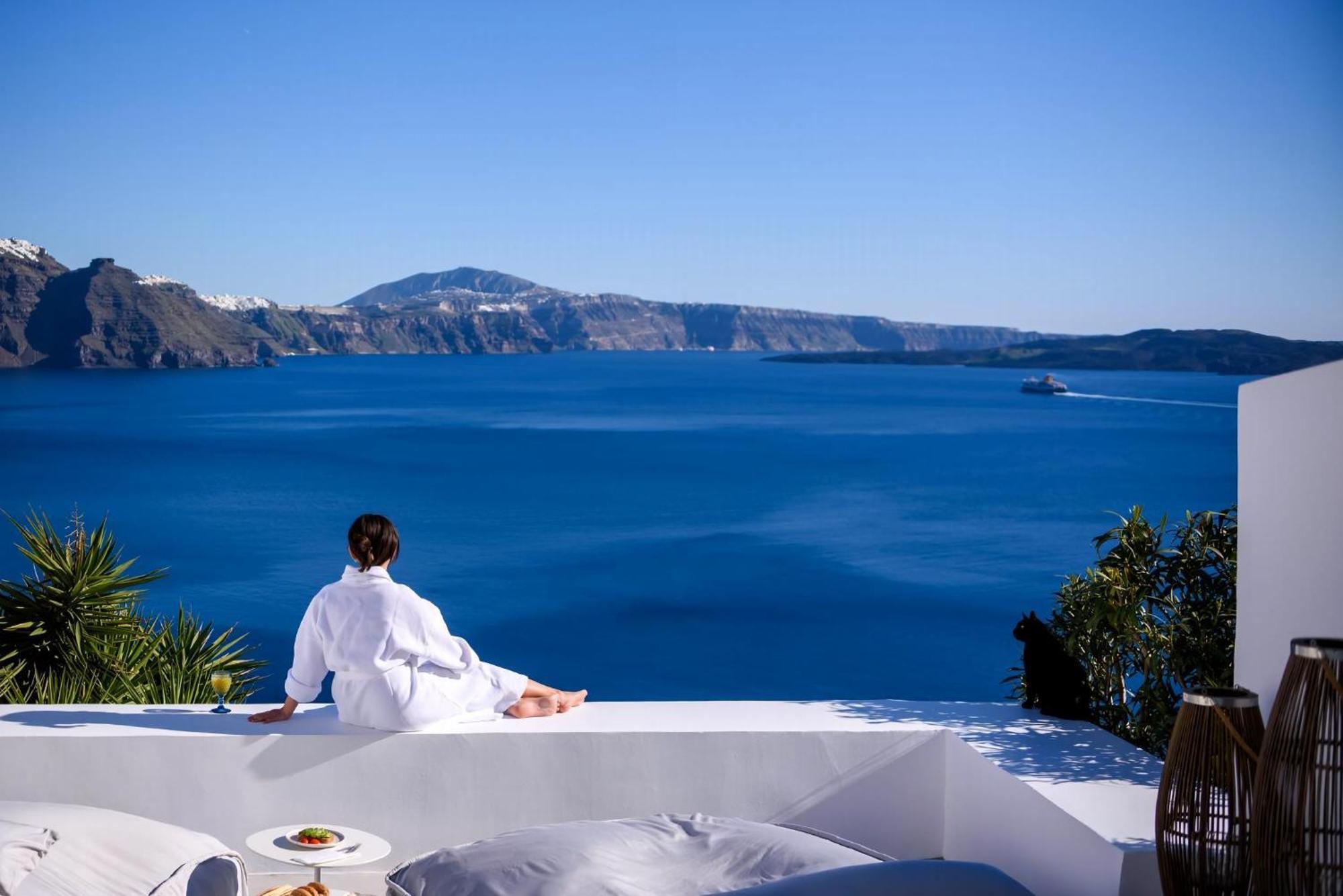 Lcv Oia Lathouri Cave Villa With Heated Plunge Pool * Oia (Santorini)