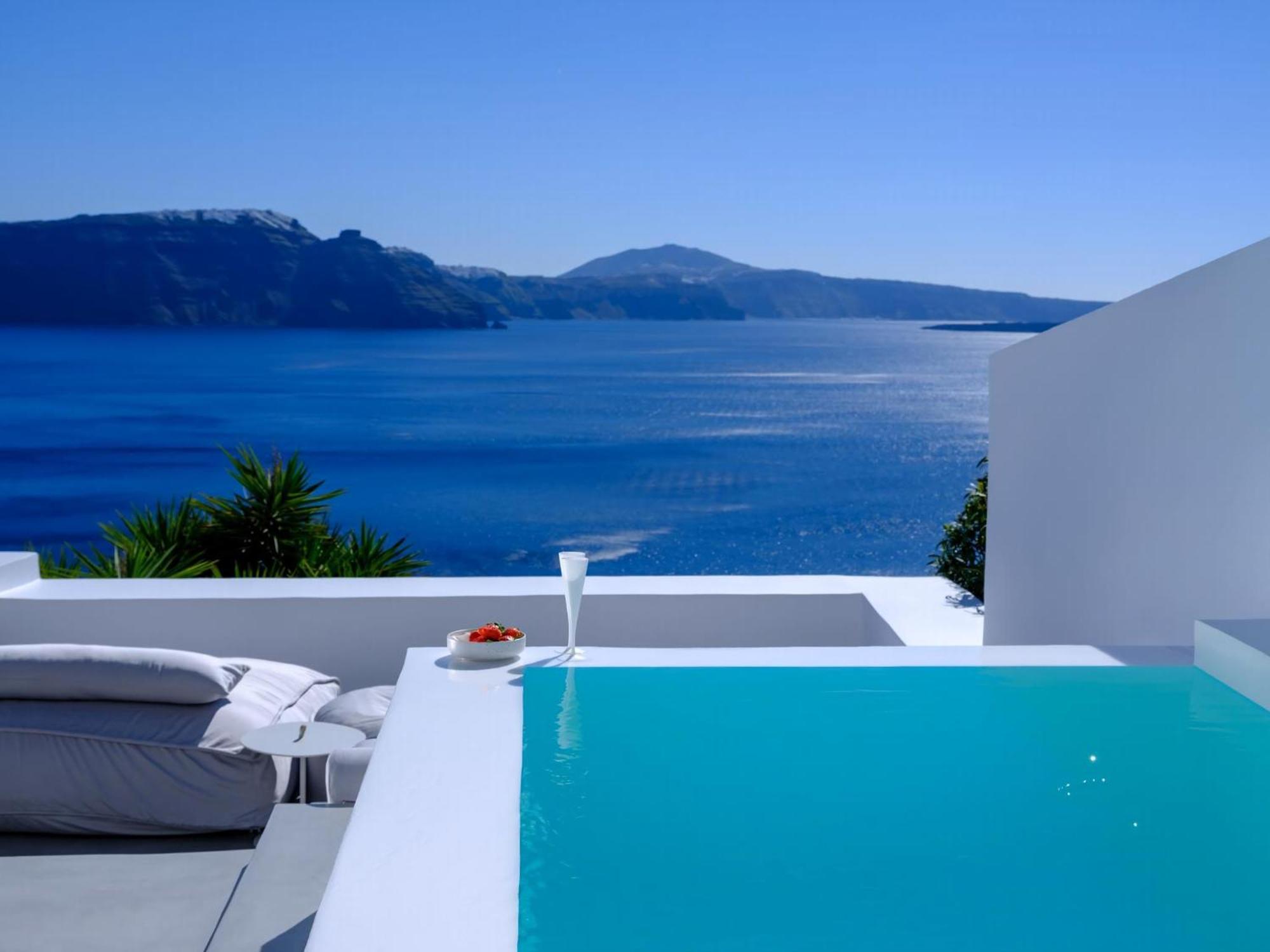 Villa Lcv Oia Lathouri Cave Villa With Heated Plunge Pool Oia (Santorini)