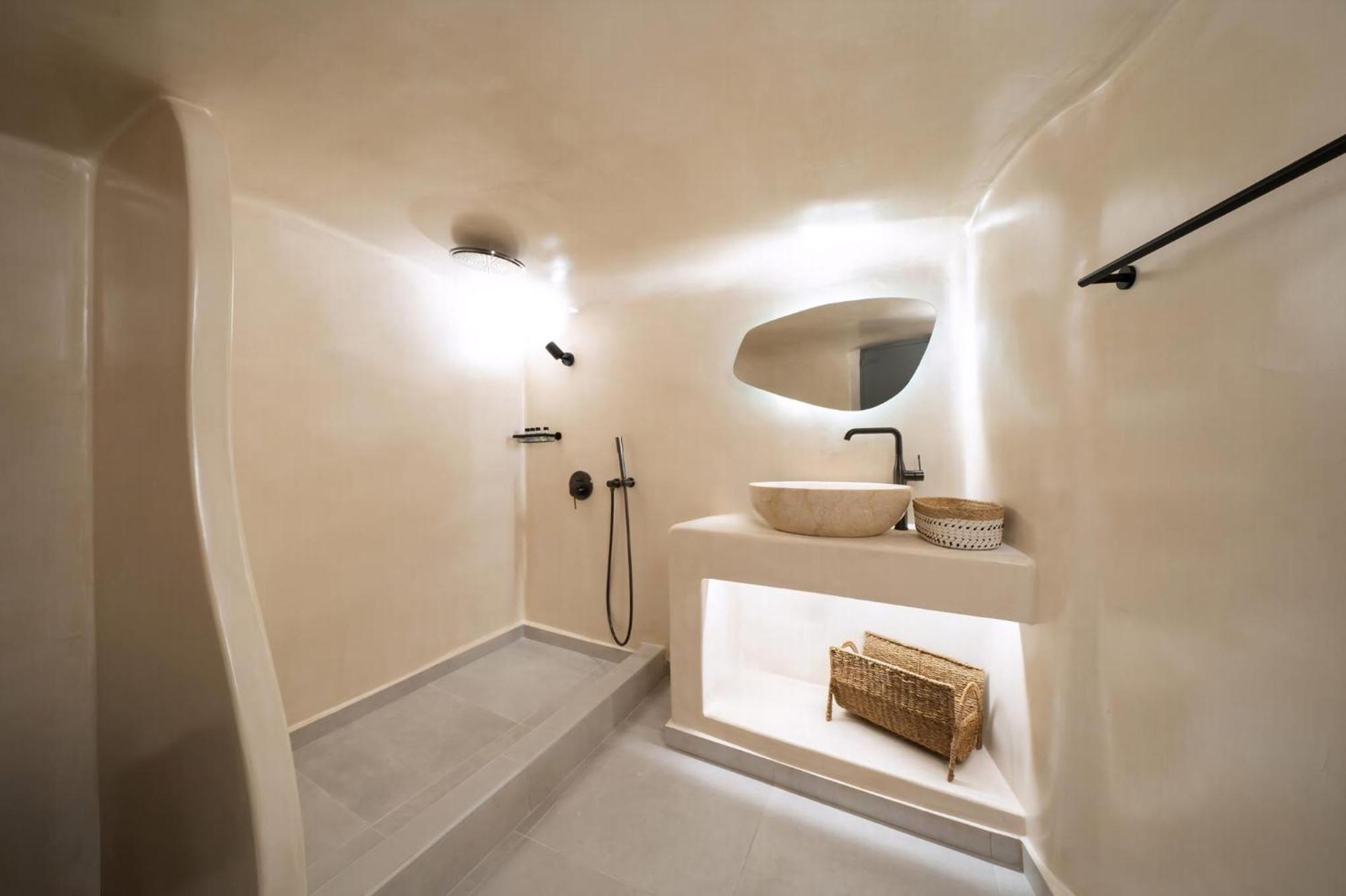Villa Junior Suite Sea View With Jetted Tub Bvs Oia Santorini *