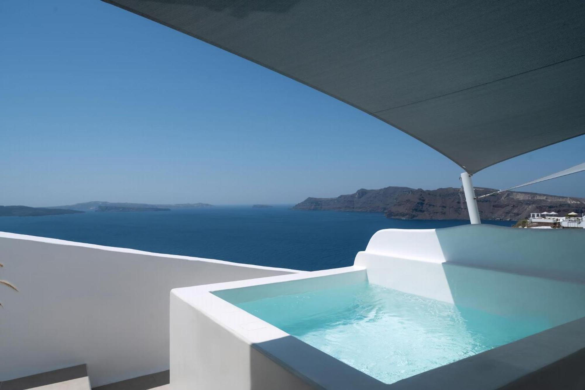 Junior Suite Sea View With Jetted Tub Bvs Oia Santorini Villa *
