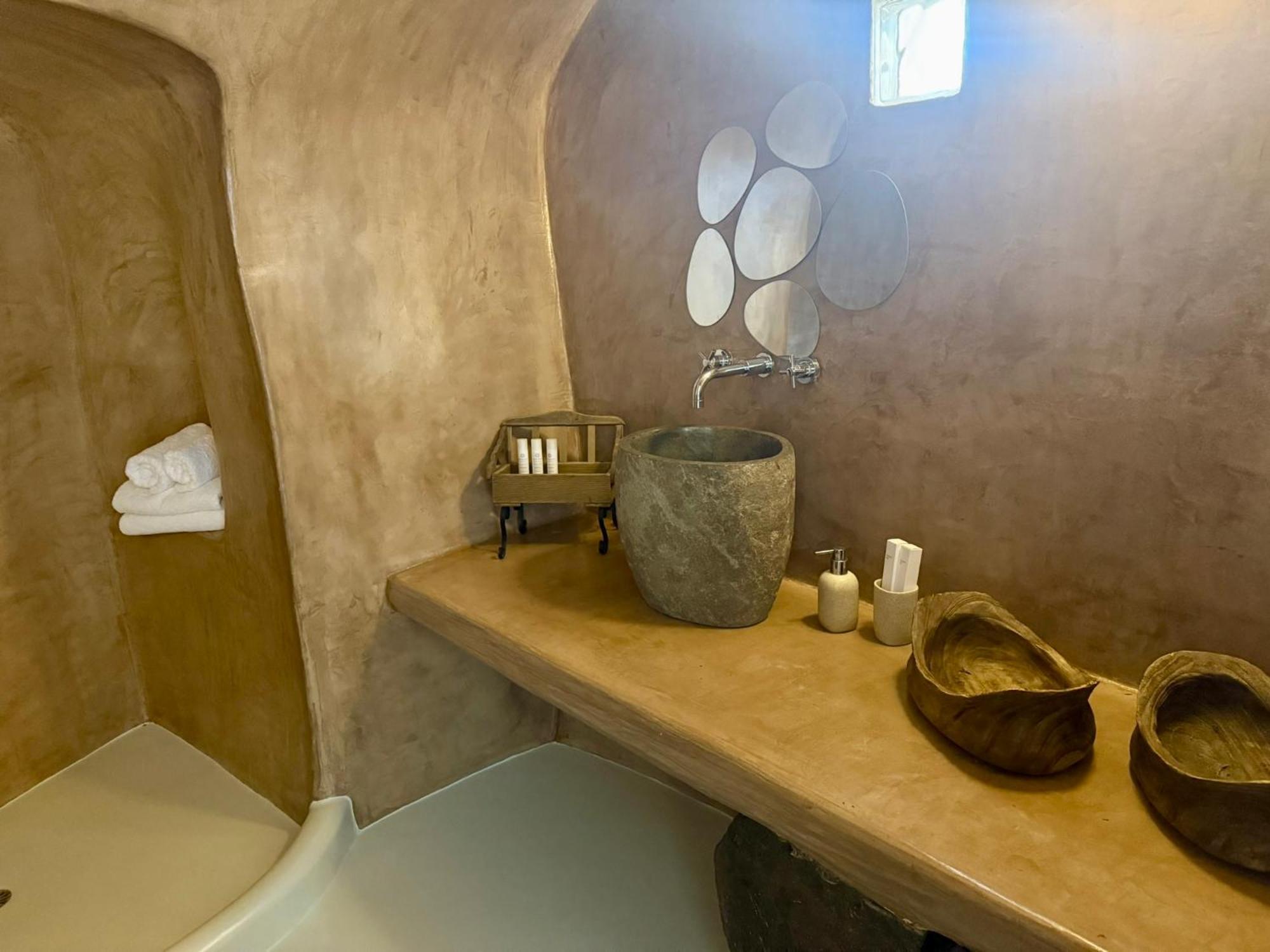 Elysian Santorini Villa *