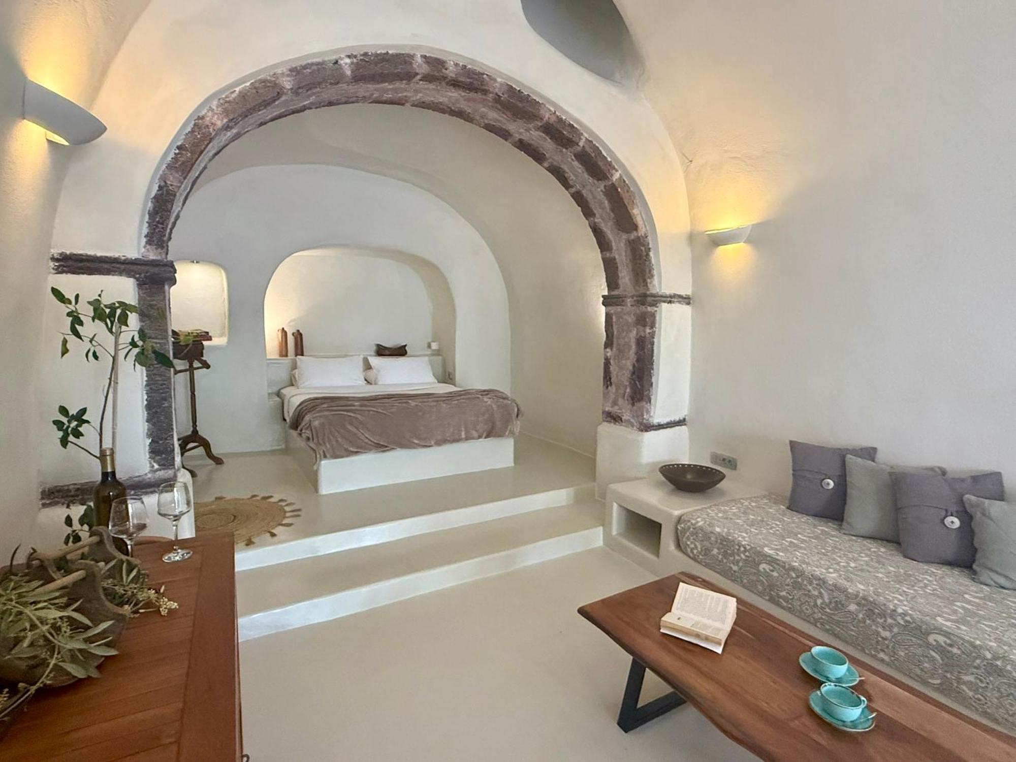 Elysian Santorini Ia
