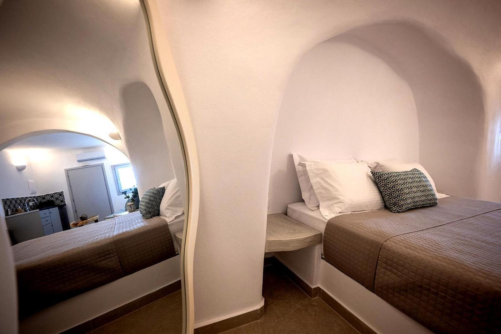 Apartment Three Domes - An Iconic Collection *