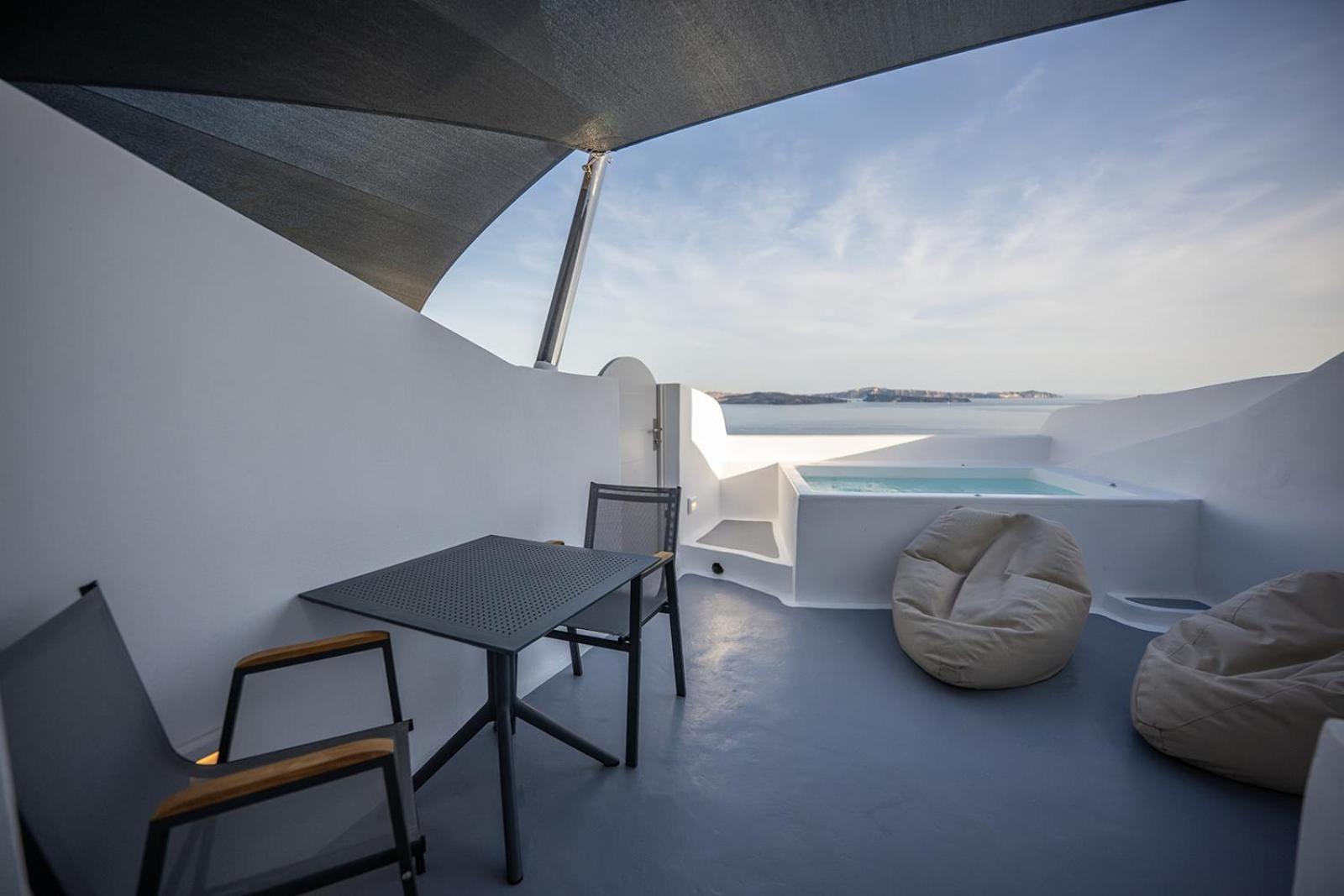 Three Domes - An Iconic Collection Apartment