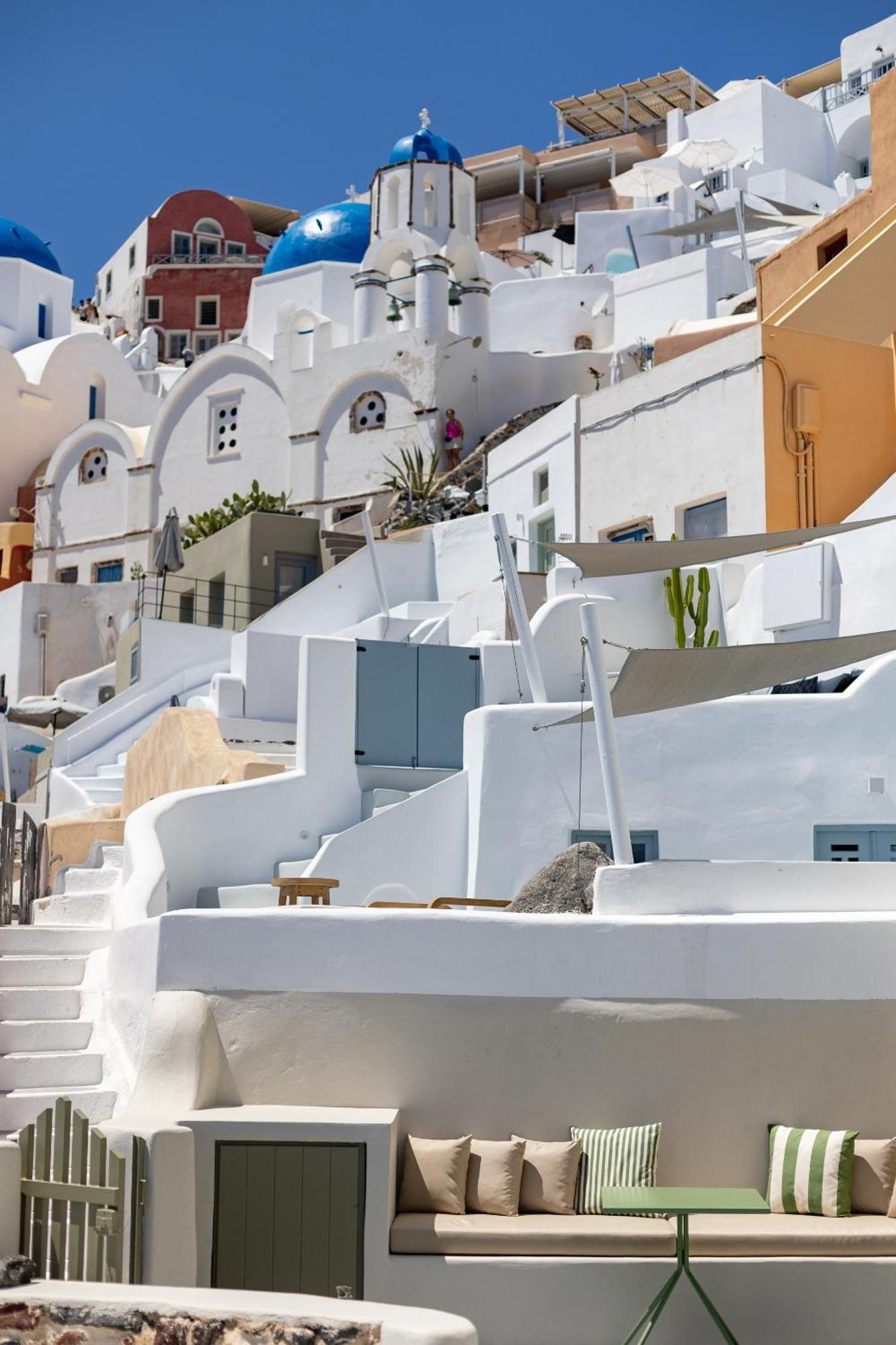 Kyrkos Collection * Oia (Santorini)