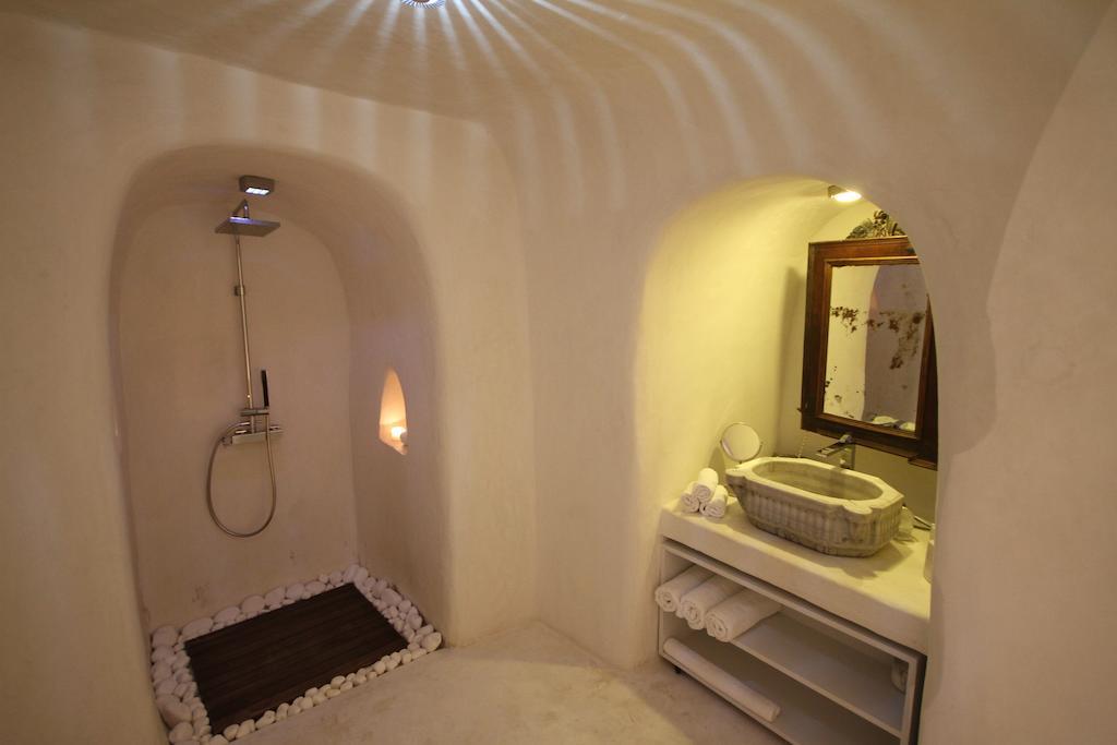 Villa Lydia Cavehouse