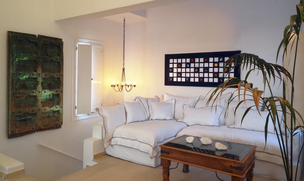 Villa Mythique Villas & Suites Oia (Santorini)