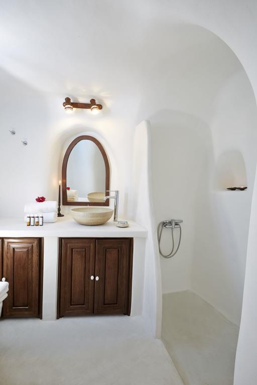 Villa Kristy Cave House *