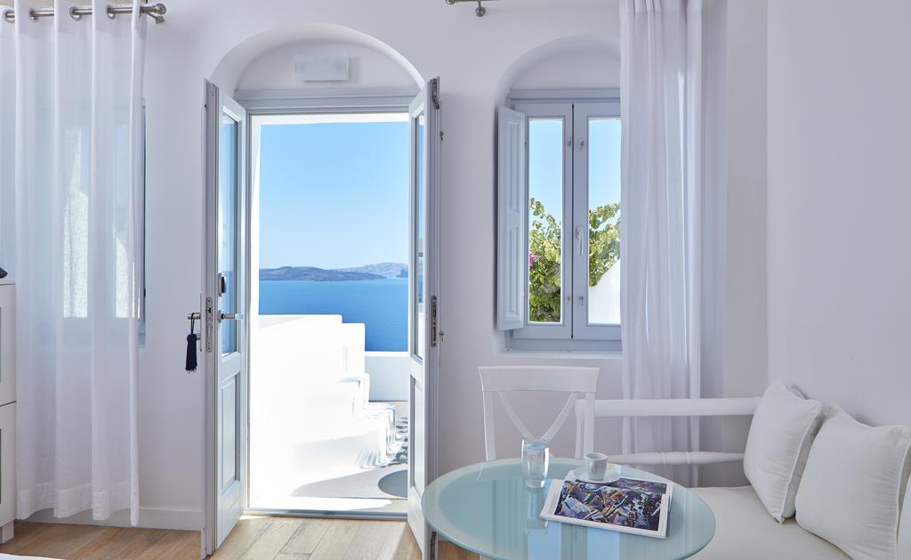 Hotel Katikies Santorini - The Leading Of The World Oía