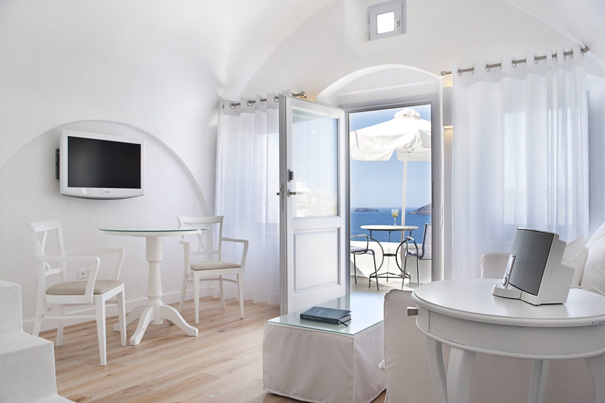 Hotel Katikies Santorini - The Leading Of The World Oía
