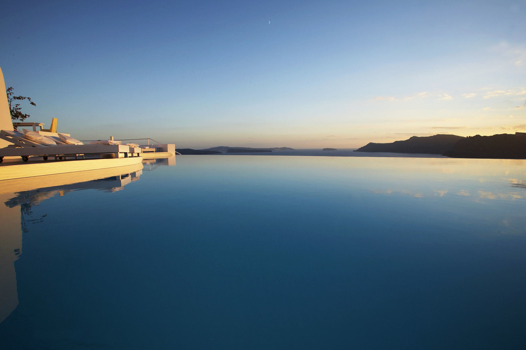Katikies Santorini - The Leading Of The World Oía