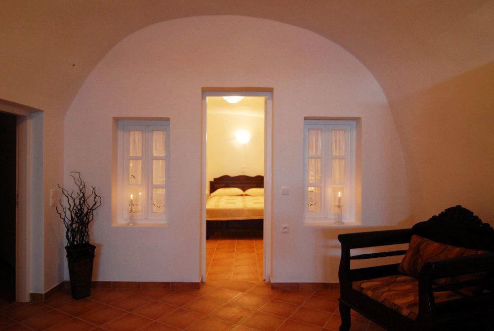 Angel Cave Apartment Ia