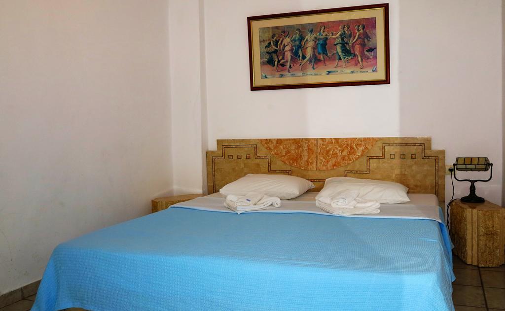 Hotel Museum Wellness Oia (Santorini)