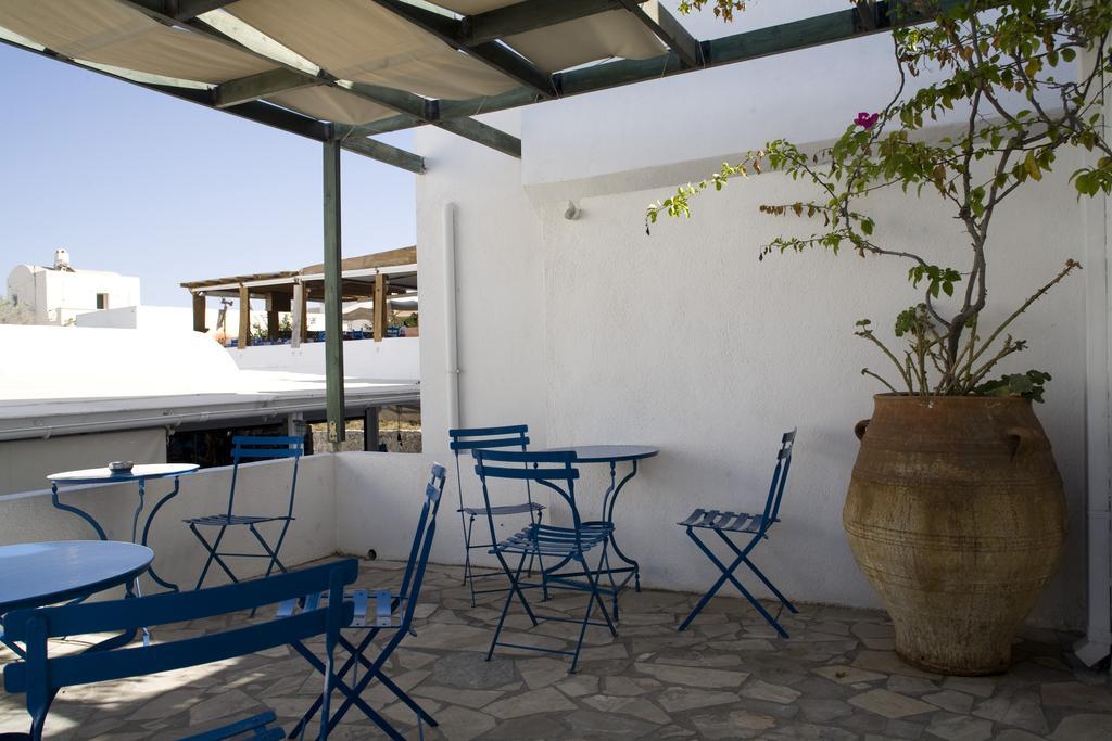 Oias Sunset Aparthotel