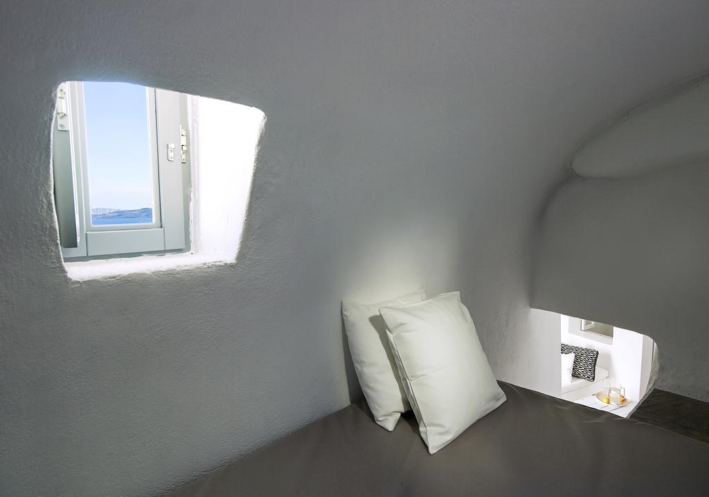 Ocean Blue Villas Oia (Santorini)