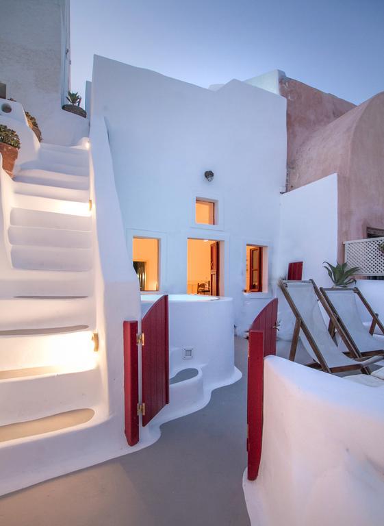 Hector Cave House Oia (Santorini)