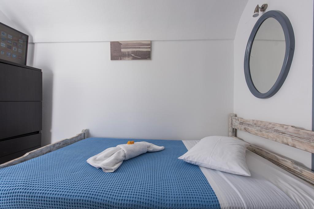 Maryloujohn Apartment Oia (Santorini)