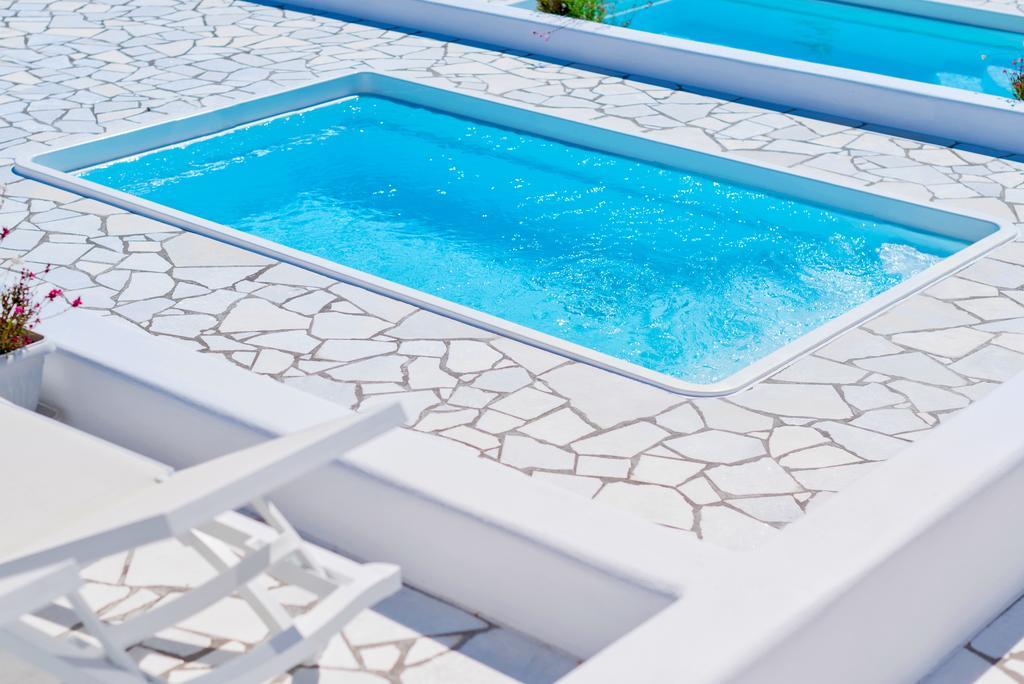 Villa Katharos Pool Villas Oia (Santorini)
