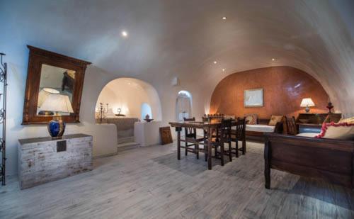 Heliophos Boutique Caves Aparthotel 3*