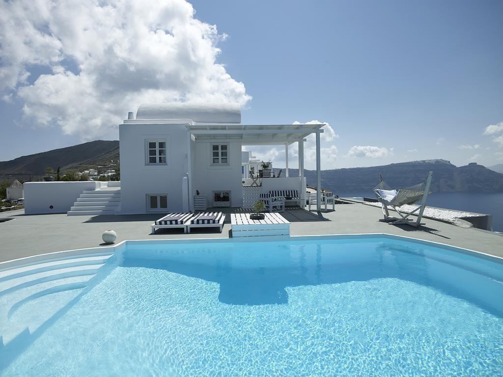 Mythique Villas & Suites