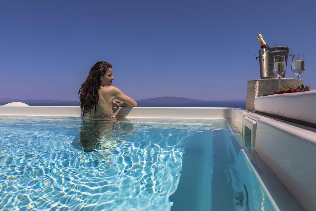Elysian Santorini