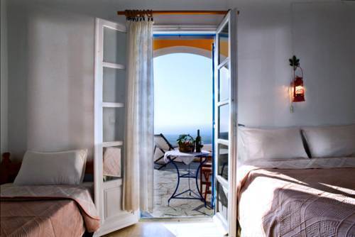 Aparthotel Pezoula 2*