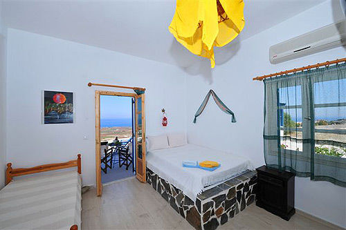 Pezoula Oia (Santorini)