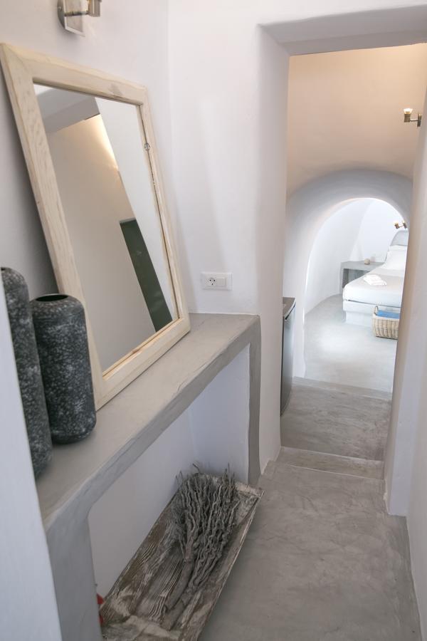 Hotel Omikron By Theodora Suites Oia (Santorini)