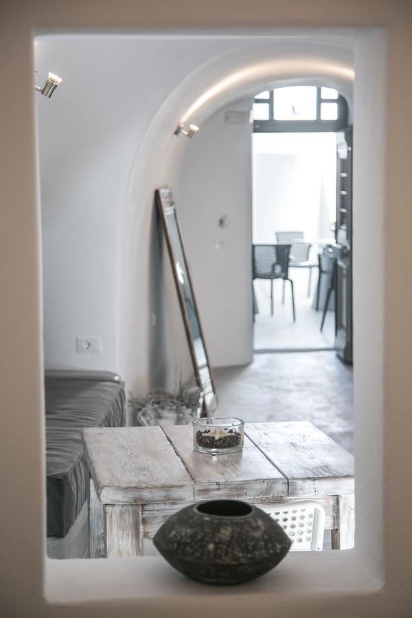 Hotel Omikron By Theodora Suites Oia (Santorini)
