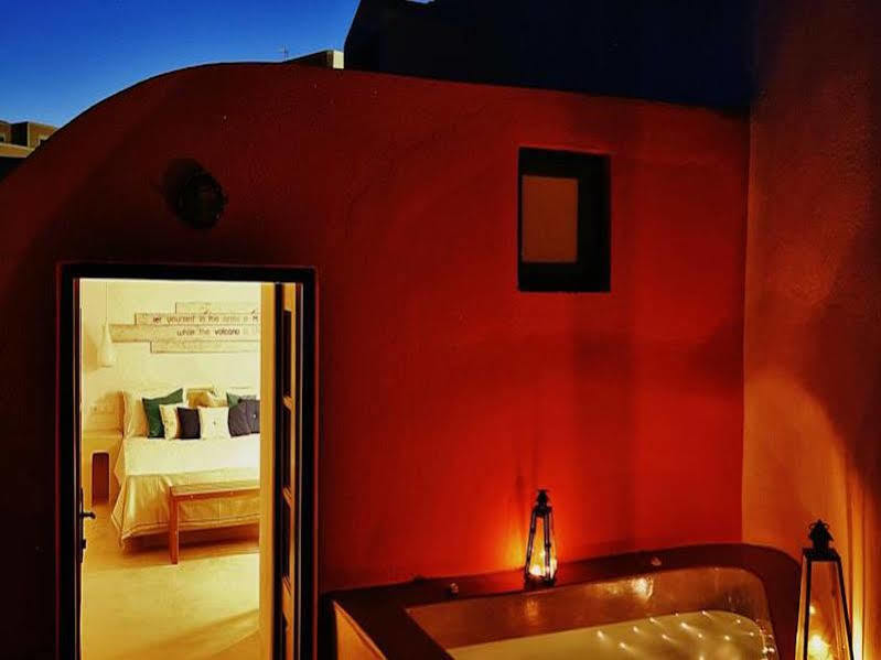 Chroma Oia (Santorini)