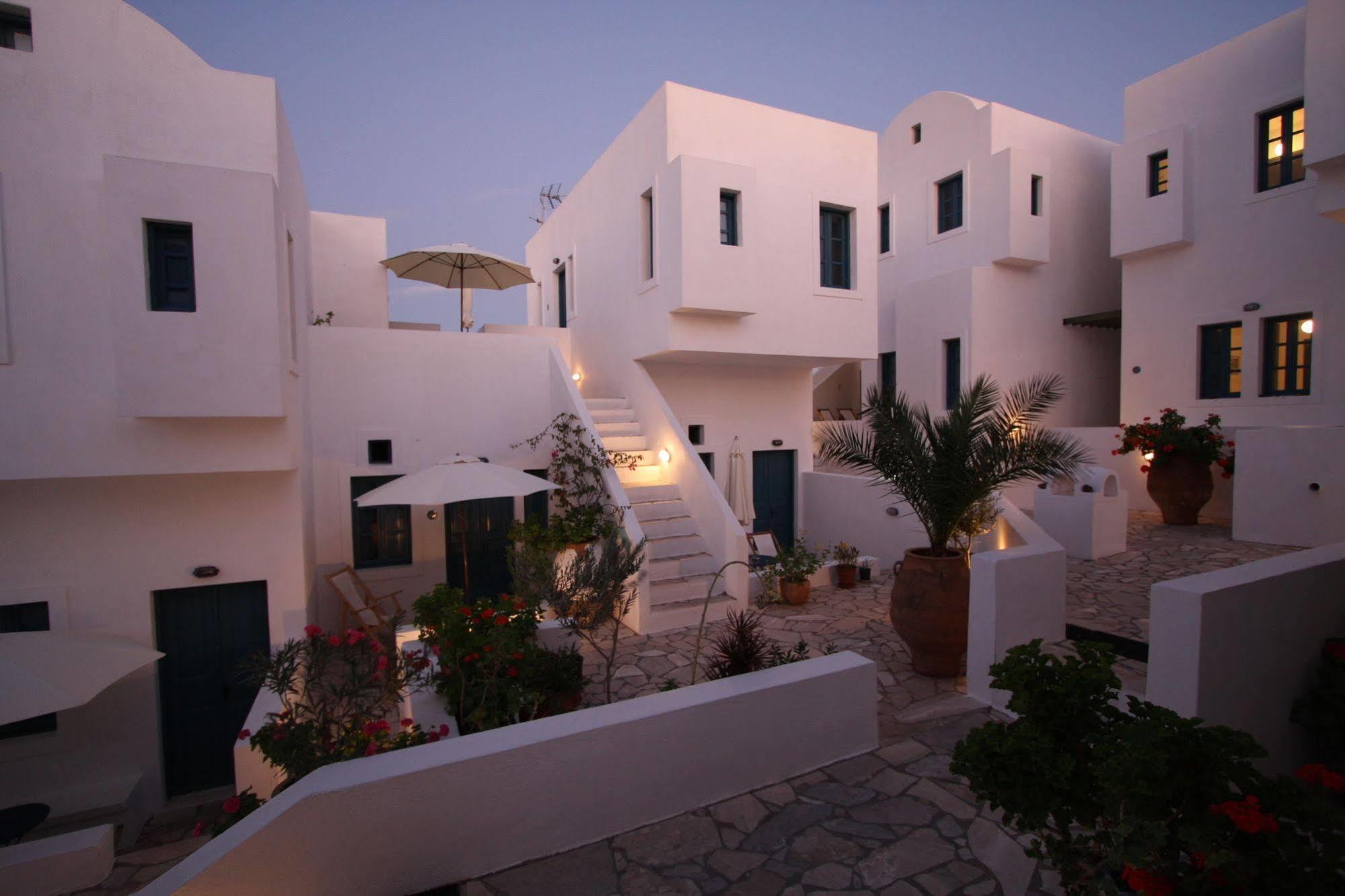 Hotel Oia's Sunset Oia (Santorini)