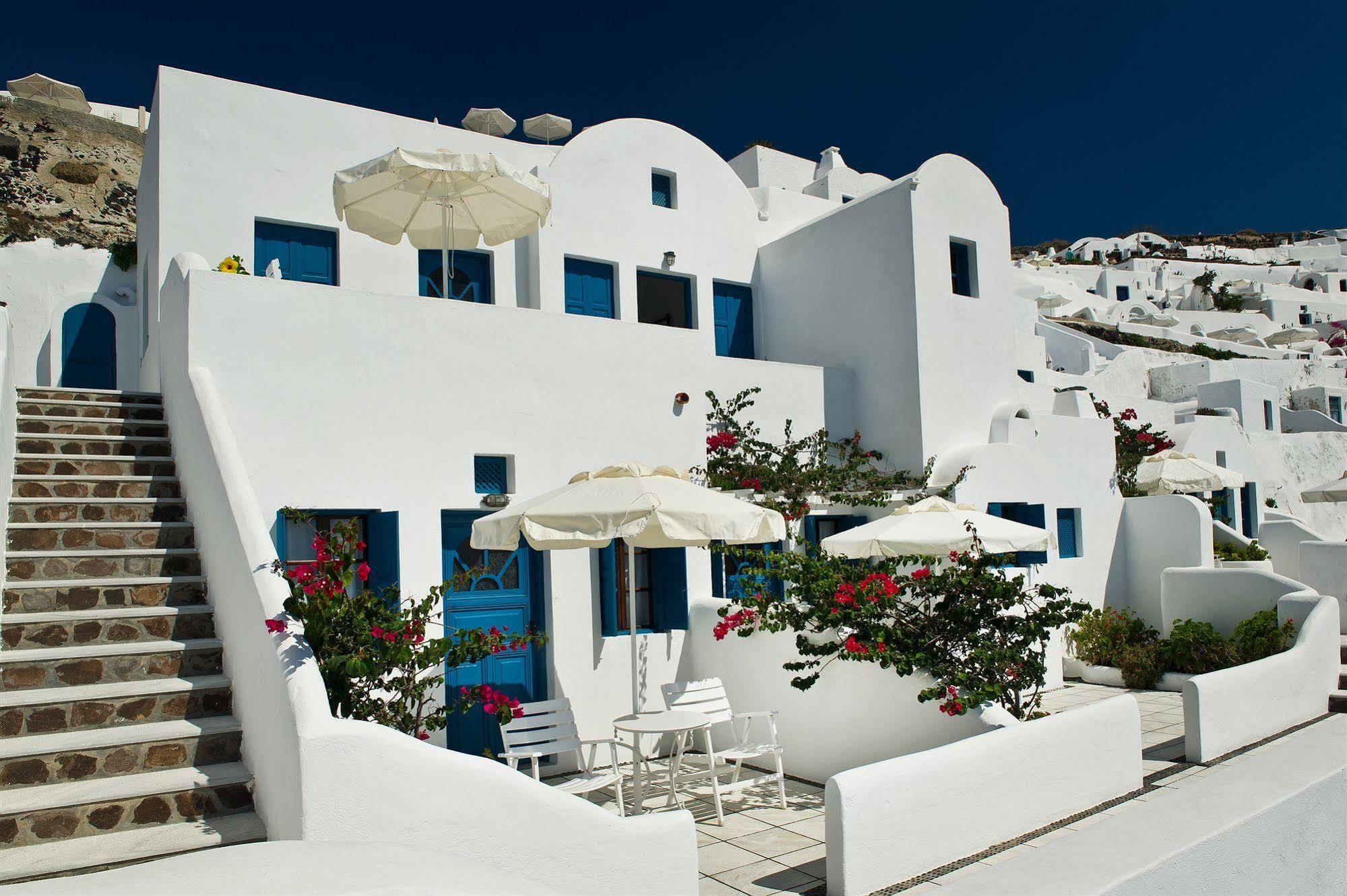 Nikos Oia (Santorini)