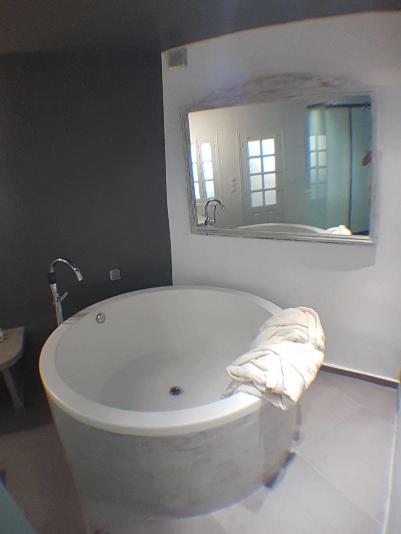 Amoudi Guest house