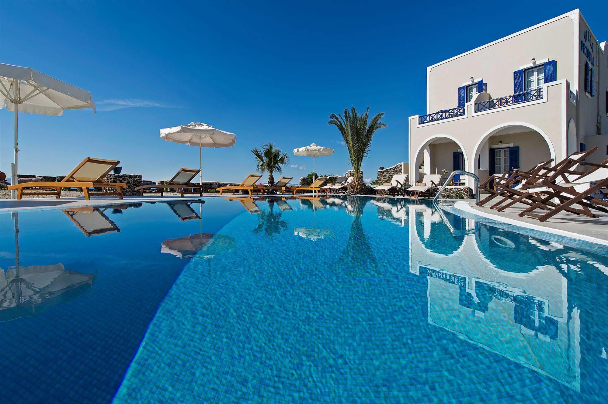 Aparthotel Pezoula