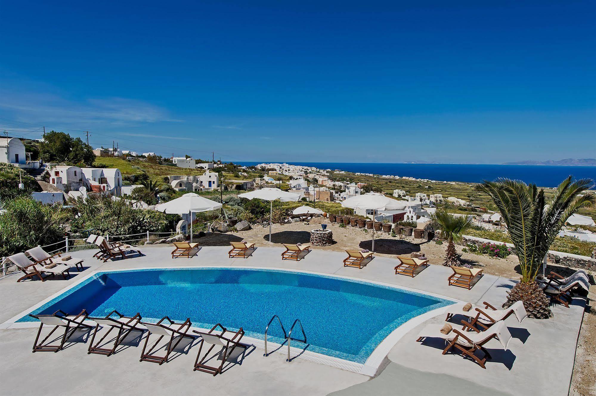 Pezoula Aparthotel